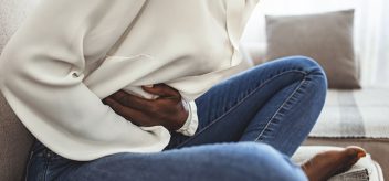 crohns symptoms causes treatment