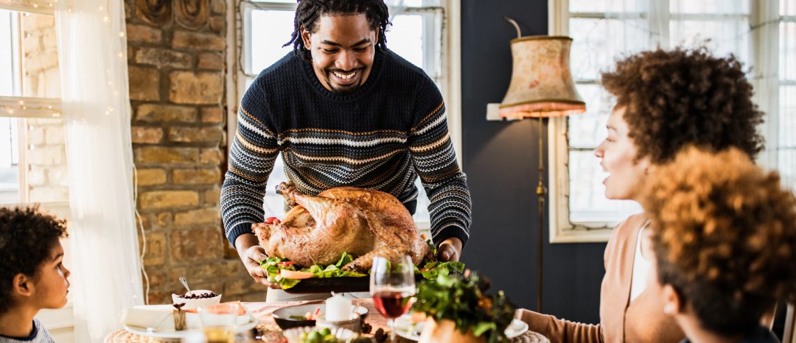 Host a heart-healthier Turkey Day with these healthy Thanksgiving recipes and ideas for your main dish, side dishes, and desserts.