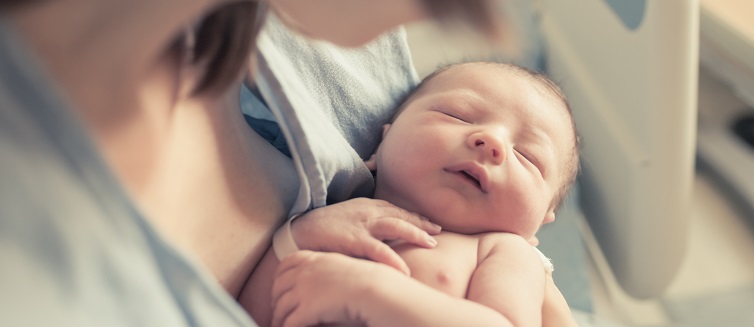 了解有关婴儿安全睡眠的更多信息