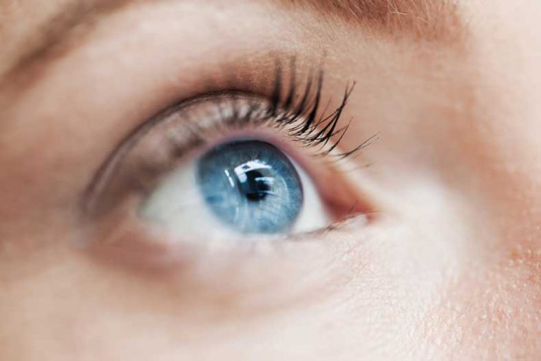 How to Treat Eye Burns