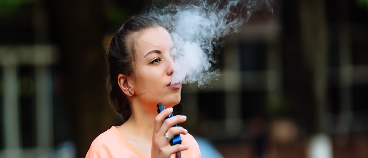 diakritisk Behov for Shipley Is Vaping Making People Sick? Officials Warn of New Risks | UPMC